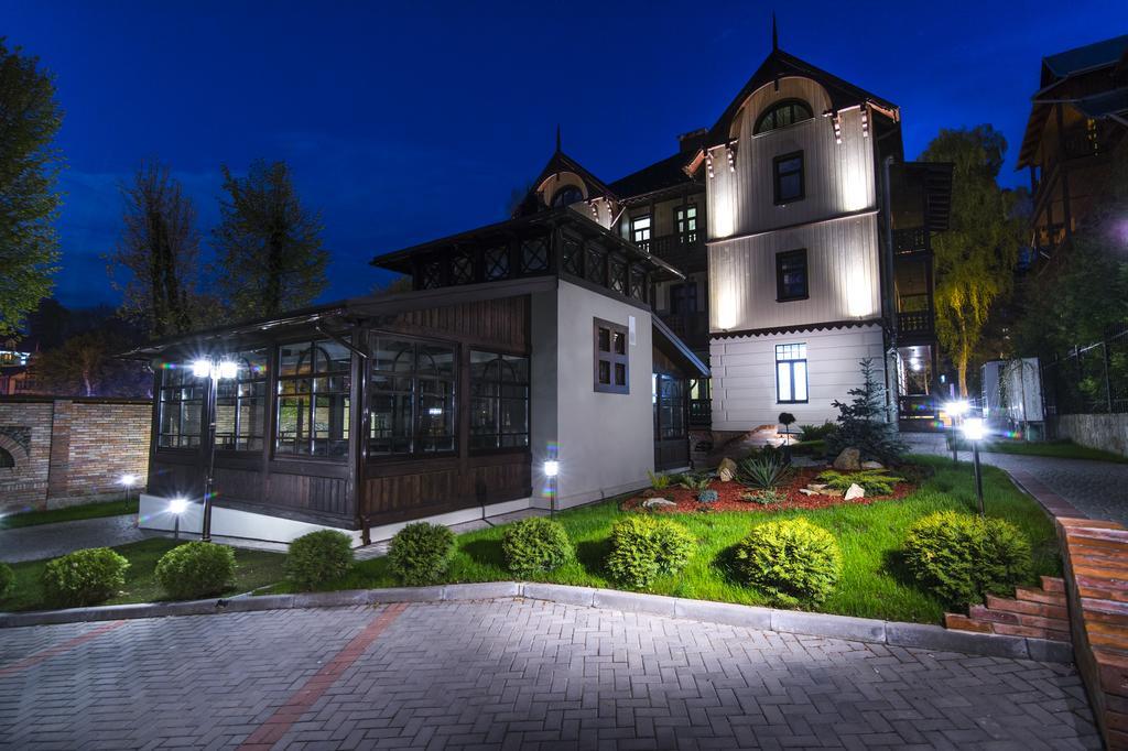 Villa Mozart Truskavets Exterior photo